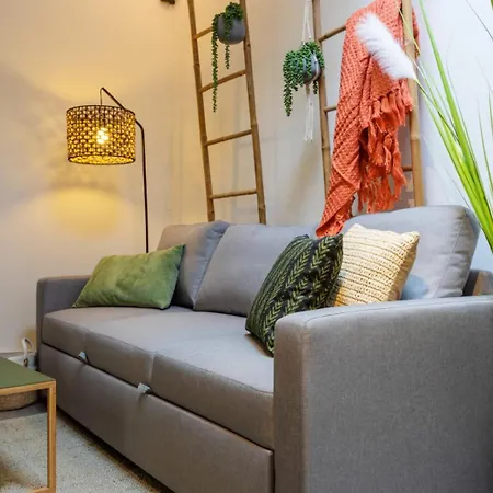 Chartreuse, Clim, Parking, Terrasse Au Calme Apartamento